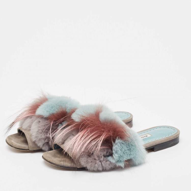 Pre Owned Manolo Blahnik Two Tone Suede and Fox Fur Flat Slides Size 37