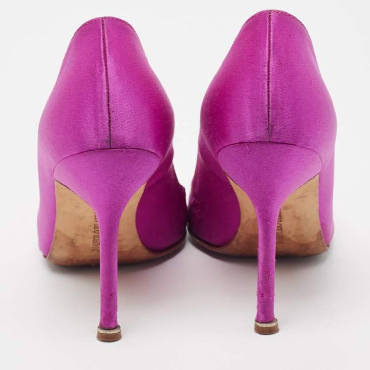 Pre Owned Manolo Blahnik Pink Satin Hangisi Pumps Size 36.5
