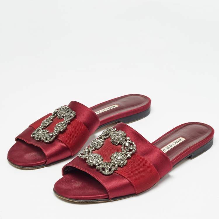 Pre Owned Manolo Blahnik Burgundy Satin Martamod Flat Slides Size 40.5