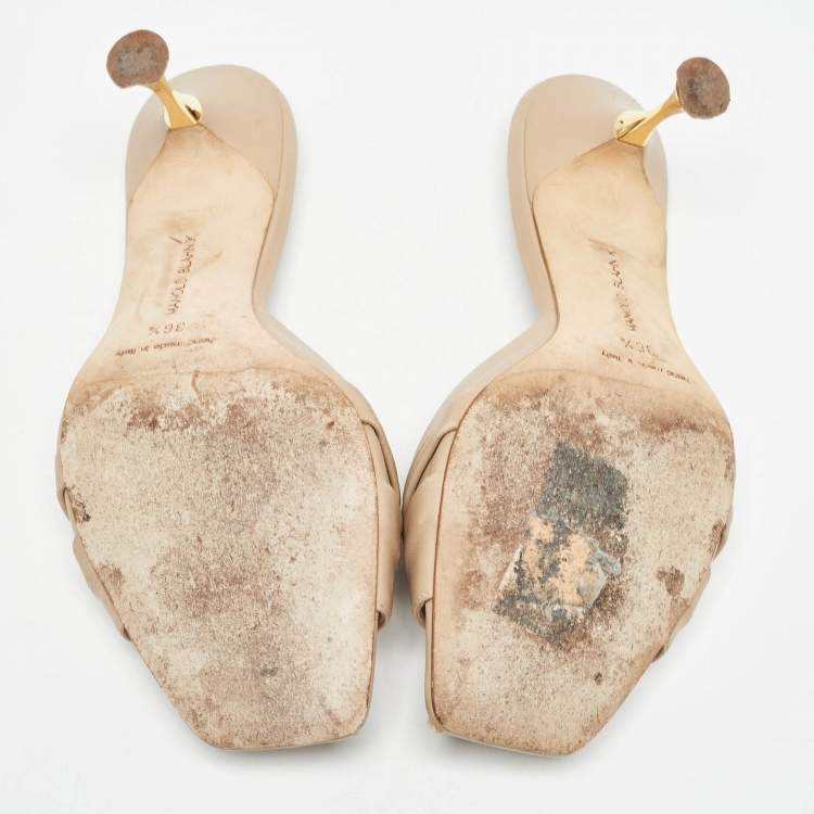 Pre Owned Manolo Blahnik Beige Pleated Leather Slide Sandals Size 36.5