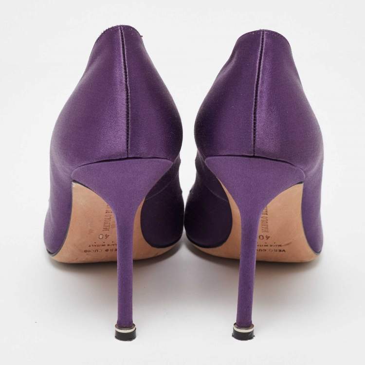 Pre Owned Manolo Blahnik Purple Satin Hangisi Pumps Size 40