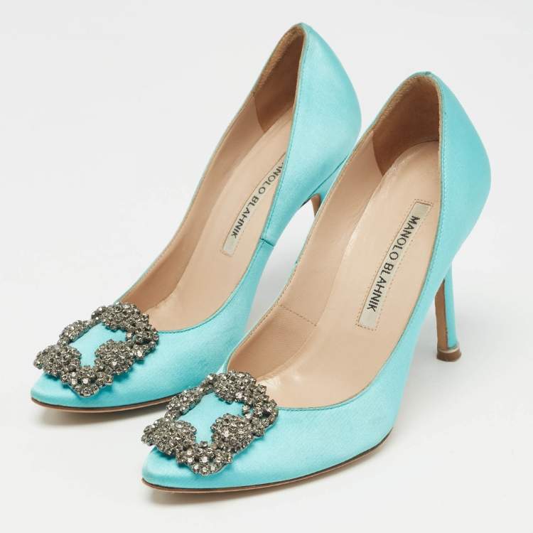 Pre Owned Manolo Blahnik Blue Satin Hangisi Pumps Size 34