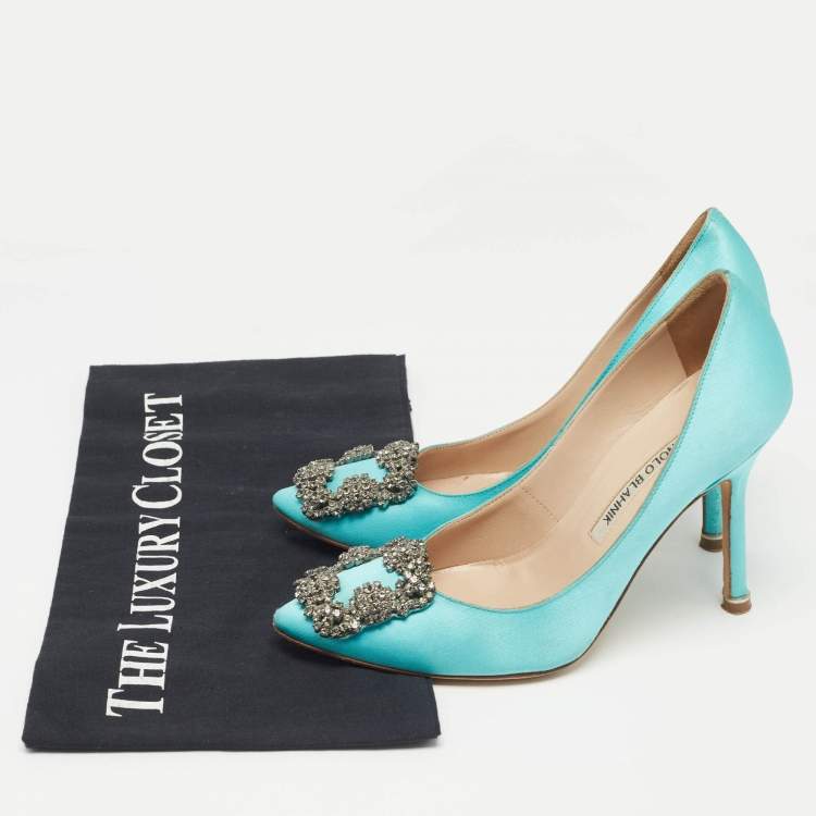 Pre Owned Manolo Blahnik Blue Satin Hangisi Pumps Size 34