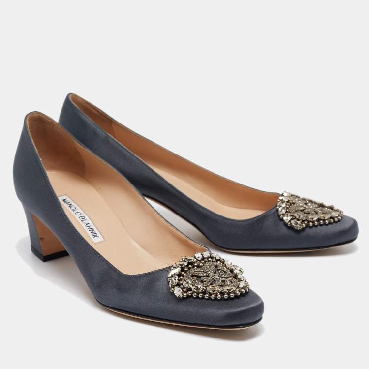 Pre Owned Manolo Blahnik Grey Satin Okkato Block Heel Pumps Size 36.5