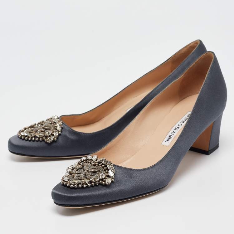Pre Owned Manolo Blahnik Grey Satin Okkato Block Heel Pumps Size 36.5