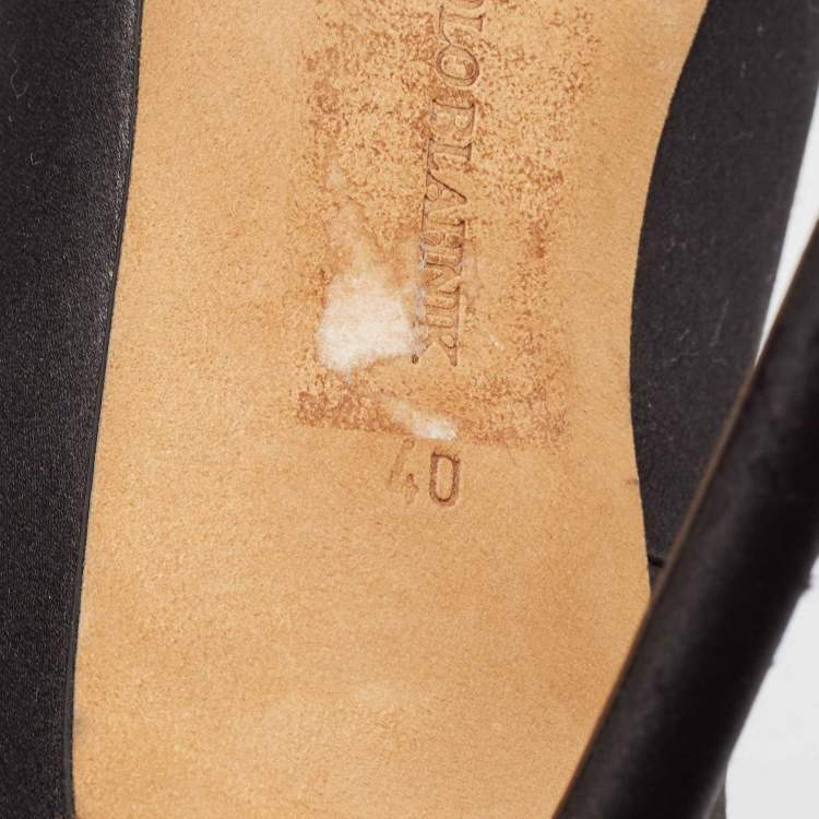 Pre Owned Manolo Blahnik Black Satin Hangisi Pumps Size 40