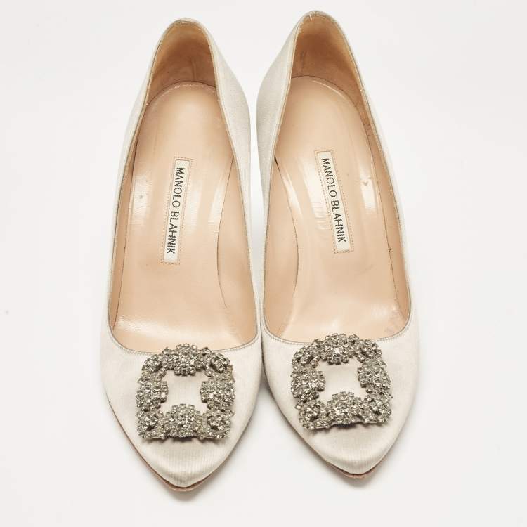 Pre Owned Manolo Blahnik Grey Satin Hangisi Pumps Size 40