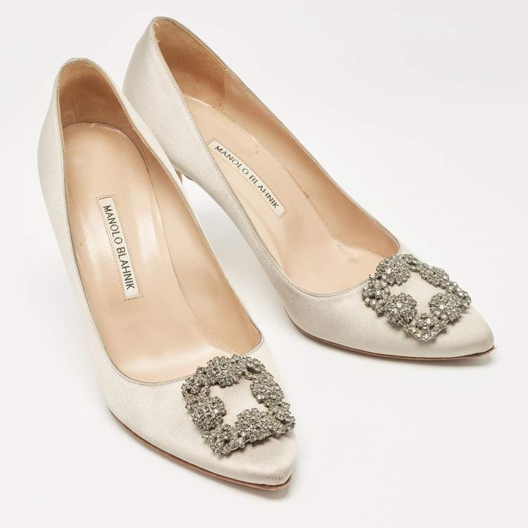 Pre Owned Manolo Blahnik Grey Satin Hangisi Pumps Size 40