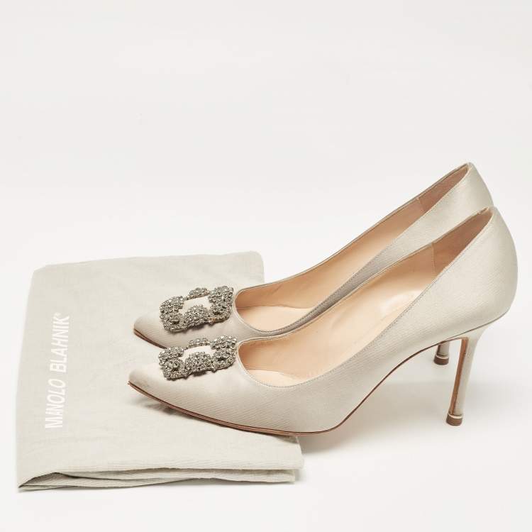 Pre Owned Manolo Blahnik Grey Satin Hangisi Pumps Size 40