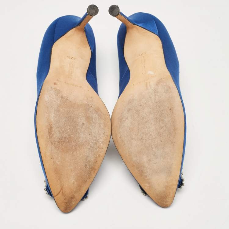 Pre Owned Manolo Blahnik Blue Satin Hangisi Pumps Size 37.5