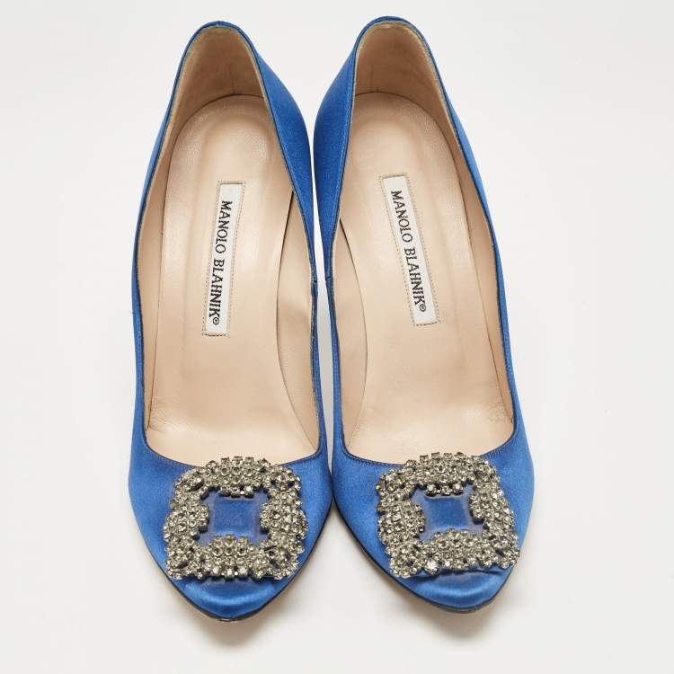 Pre Owned Manolo Blahnik Blue Satin Hangisi Pumps Size 37.5