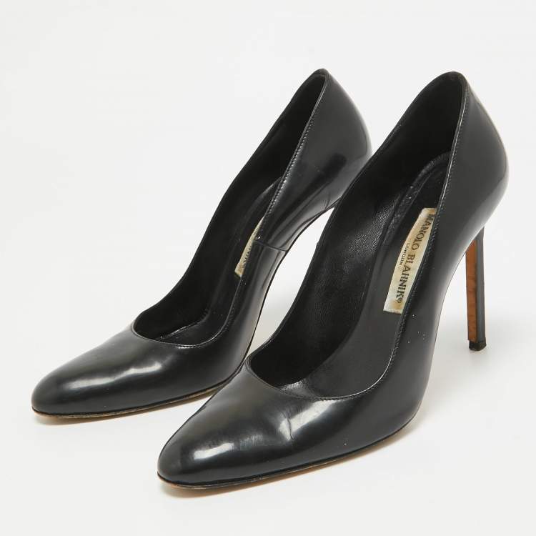 Pre Owned Manolo Blahnik Black Patent Leather Pointed Toe Pumps Size 37