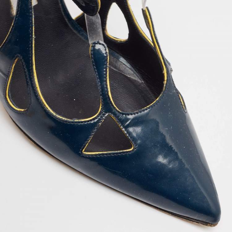 Pre Owned Manolo Blahnik Blue Patent Leather and PVC Pumps Size 37.5