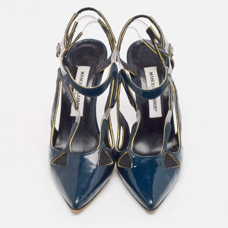 Pre Owned Manolo Blahnik Blue Patent Leather and PVC Pumps Size 37.5