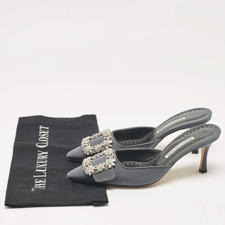 Pre Owned Manolo Blahnik Grey Fabric Maysale Mules Size 38.5