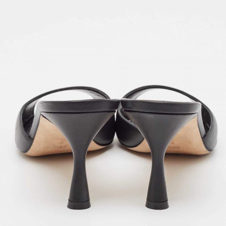 مملوكة مسبقًا Manolo Blahnik Black Leather Jada Slide Sandals Size 38.5