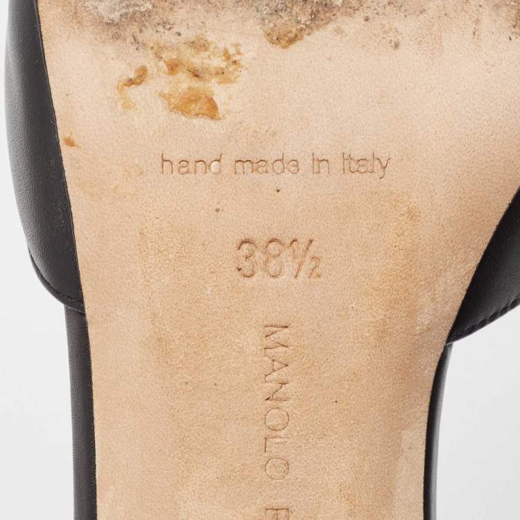 مملوكة مسبقًا Manolo Blahnik Black Leather Jada Slide Sandals Size 38.5