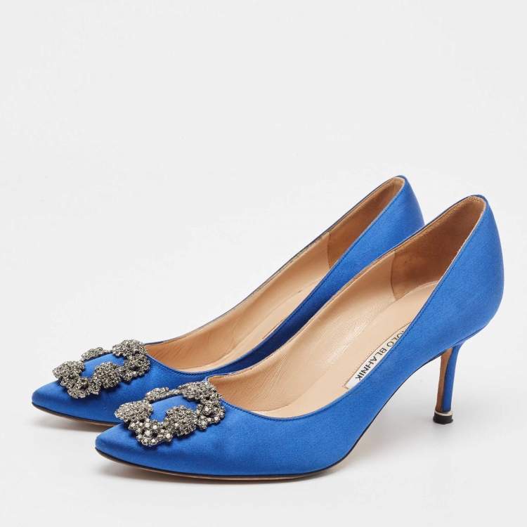 Pre Owned Manolo Blahnik Blue Satin Hangisi Pumps Size 37.5