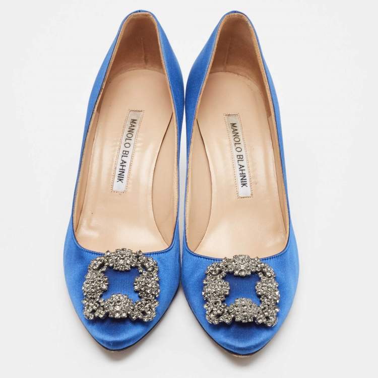 Pre Owned Manolo Blahnik Blue Satin Hangisi Pumps Size 37.5