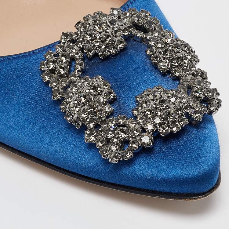 Pre Owned Manolo Blahnik Blue Satin Hangisi Pumps Size 37