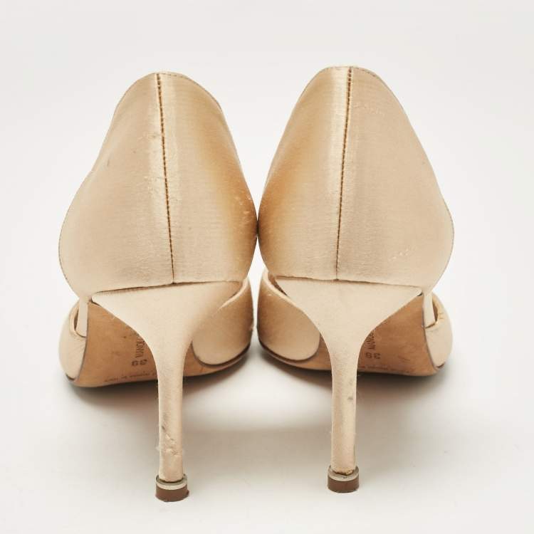 Pre Owned Manolo Blahnik Beige Satin Hangisi D'orsay Pumps Size 38