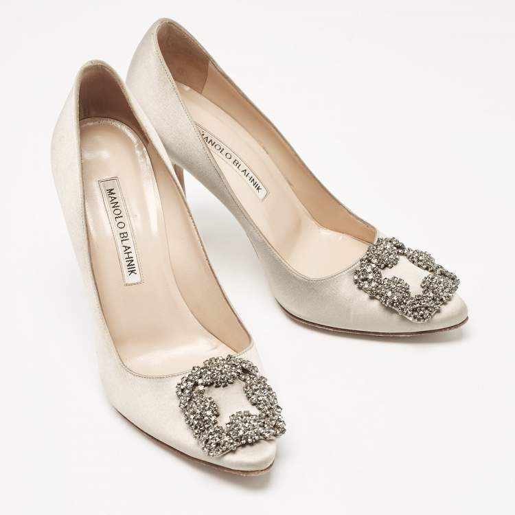 Pre Owned Manolo Blahnik Grey Satin Hangisi Pumps Size 36