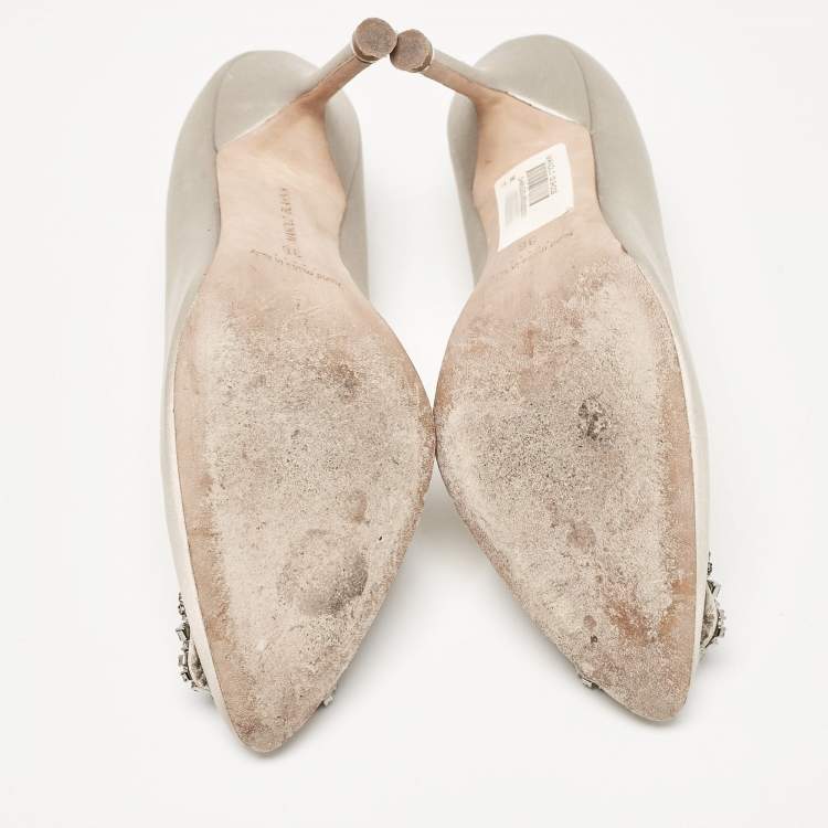 Pre Owned Manolo Blahnik Grey Satin Hangisi Pumps Size 36