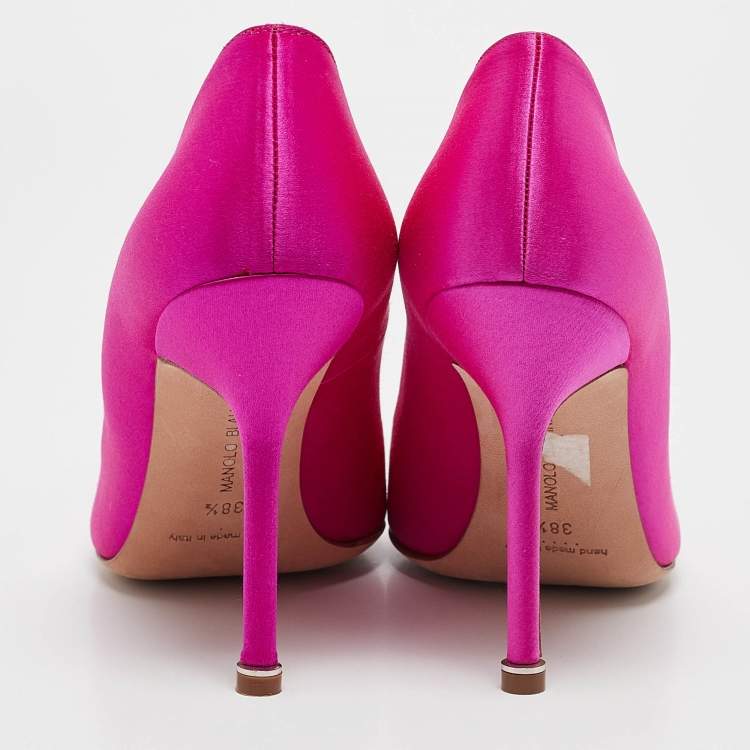 Pre Owned Manolo Blahnik Pink Satin Hangisi Pumps Size 38.5