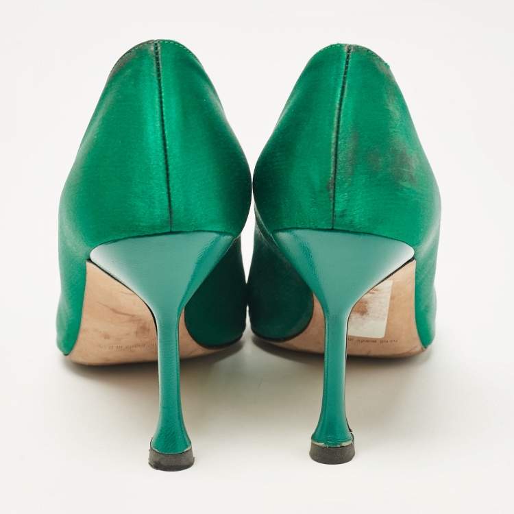 Pre Owned Manolo Blahnik Green Satin Eufrasia Pumps Size 37.5