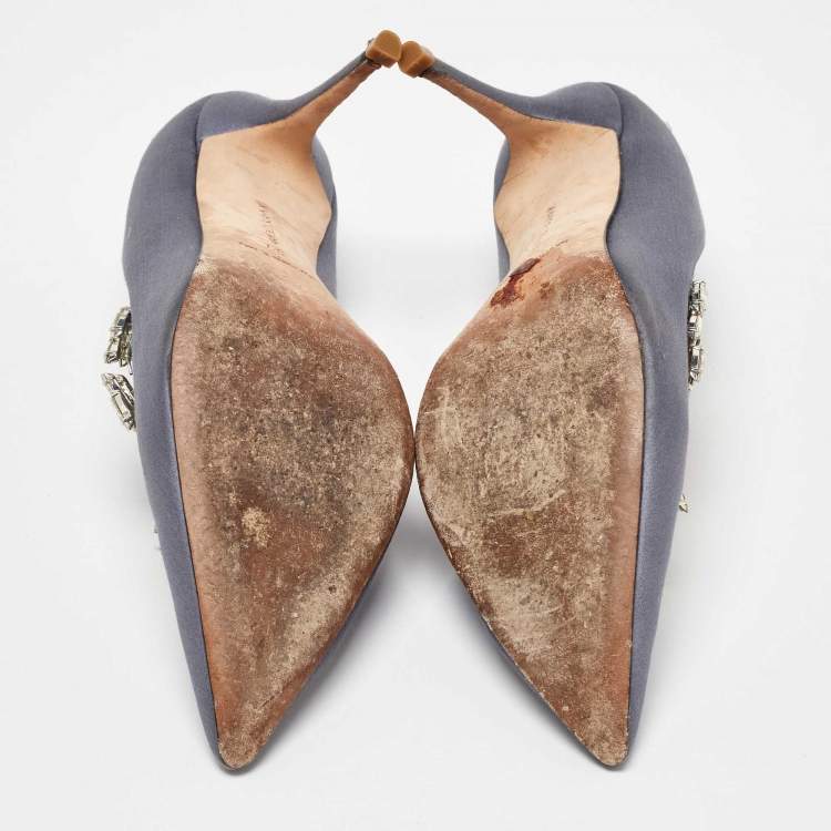 Pre Owned Manolo Blahnik Grey Satin Nadira Pointed Toe Pumps Size 39