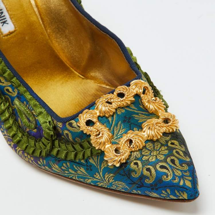 مملوكة مسبقًا Manolo Blahnik Multicolor Brocade Fabric Hangisi Pointed Toe Pumps Size 40
