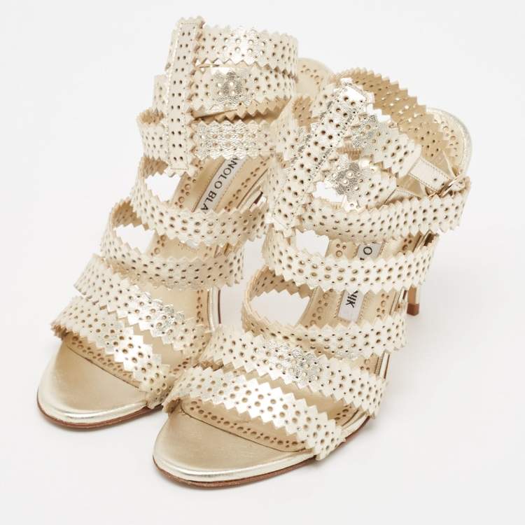 Pre Owned Manolo Blahnik Gold Leather Ankle Strap Sandals Size 37.5