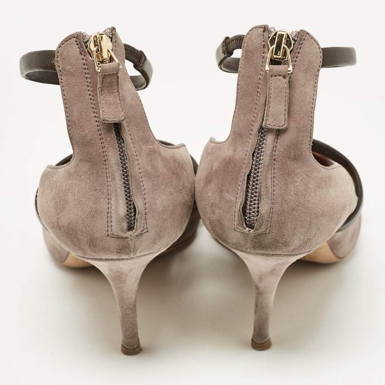 Pre Owned Manolo Blahnik Grey Leather and Suede Ankle Strap Pumps Size 42