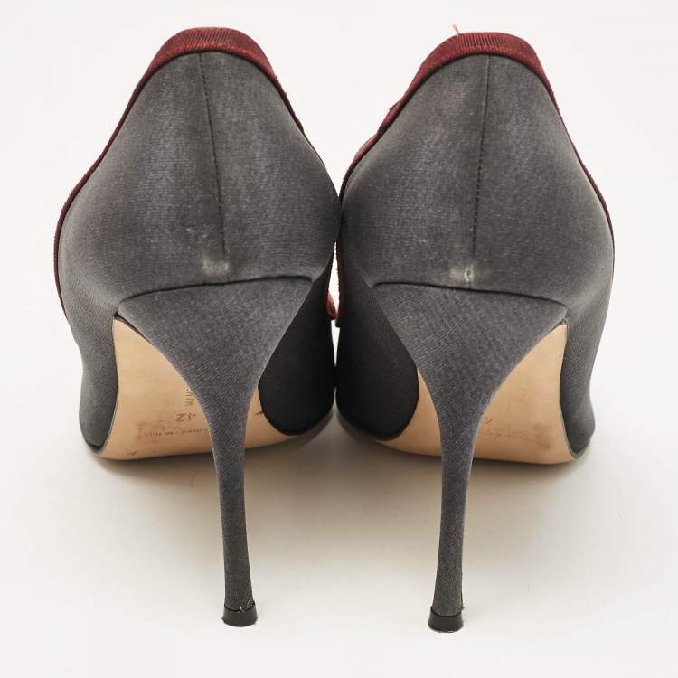 Pre Owned Manolo Blahnik Grey/Burgundy Satin Crystal Gotrian Pumps Size 42