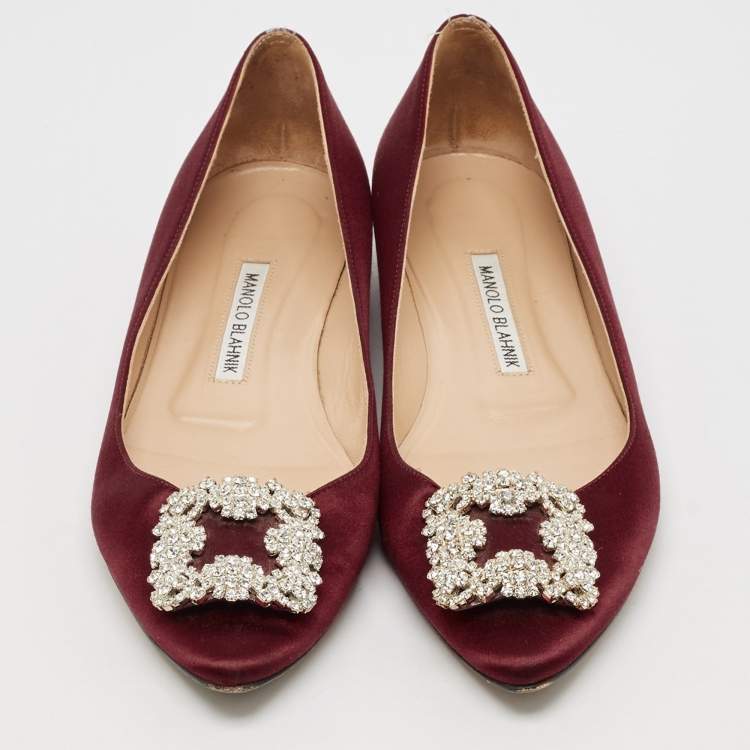 مملوكة مسبقًا Manolo Blahnik Burgundy Satin Hangisi Ballet Flats Size 39