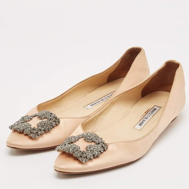 Pre Owned Manolo Blahnik Beige Satin Hangisi Flat Pumps Size 37