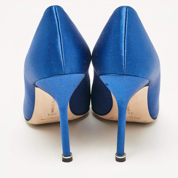 Pre Owned Manolo Blahnik Blue Satin Hangisi Pumps Size 38.5