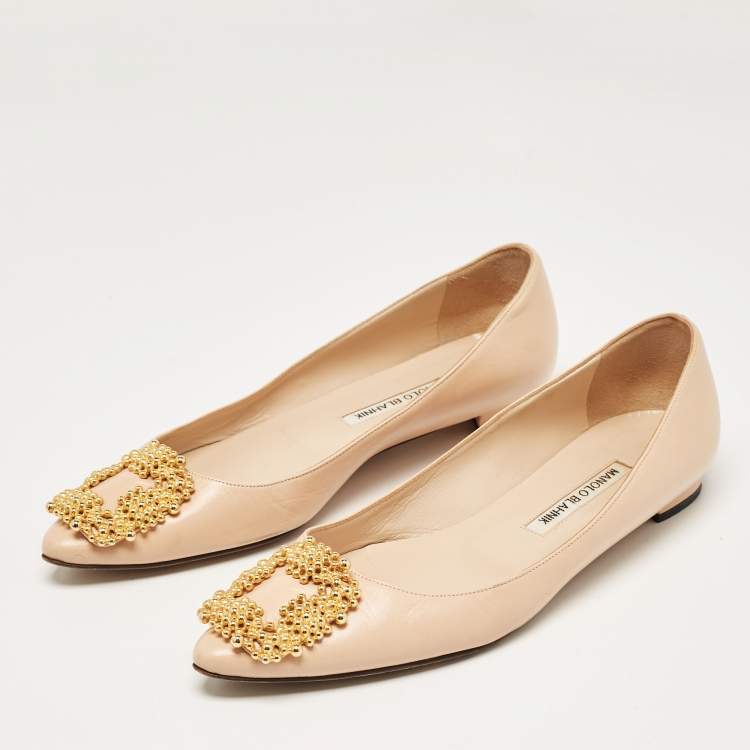 مملوكة مسبقًا Manolo Blahnik Beige Leather Hangisi Ballet Flats Size 38.5