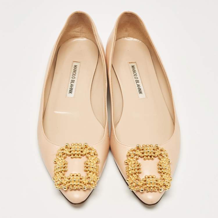 مملوكة مسبقًا Manolo Blahnik Beige Leather Hangisi Ballet Flats Size 38.5