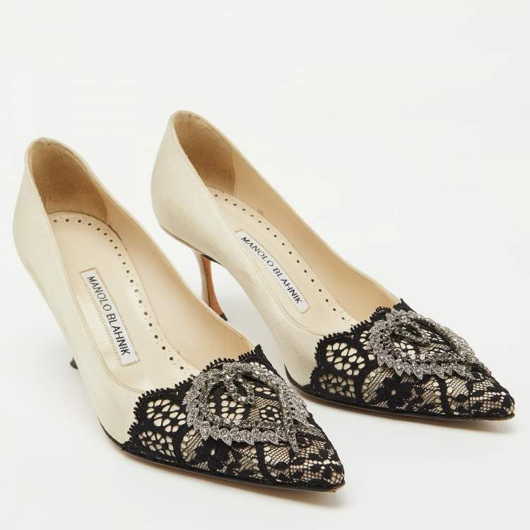 Pre Owned Manolo Blahnik Pearl White/Black Satin and Lace Gerontiushi Pumps Size 36