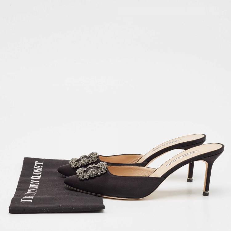 Pre Owned Manolo Blahnik Black Satin Hangisi Mules Size 42