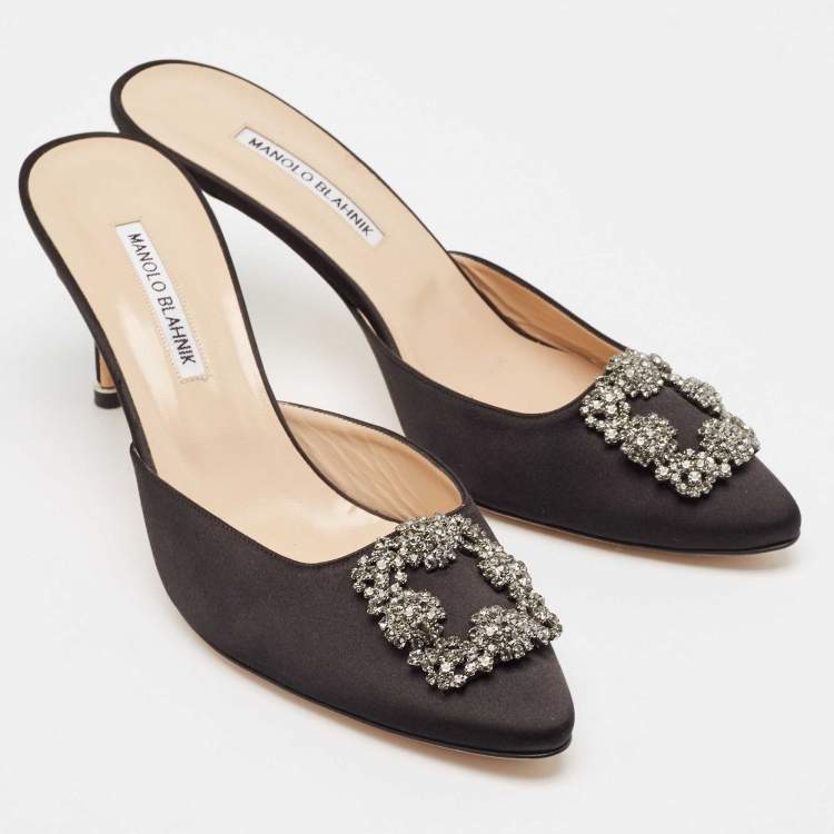 Pre Owned Manolo Blahnik Black Satin Hangisi Mules Size 42