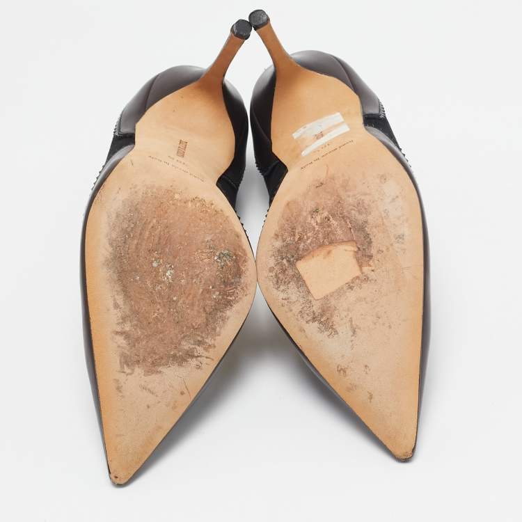 Pre Owned Manolo Blahnik Brown/Black Leather and Suede Pointed Toe Pumps Size 38.5