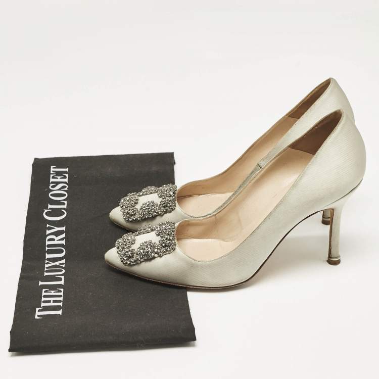 Pre Owned Manolo Blahnik Grey Satin Hangisi Crystal Embellished Pumps Size 36