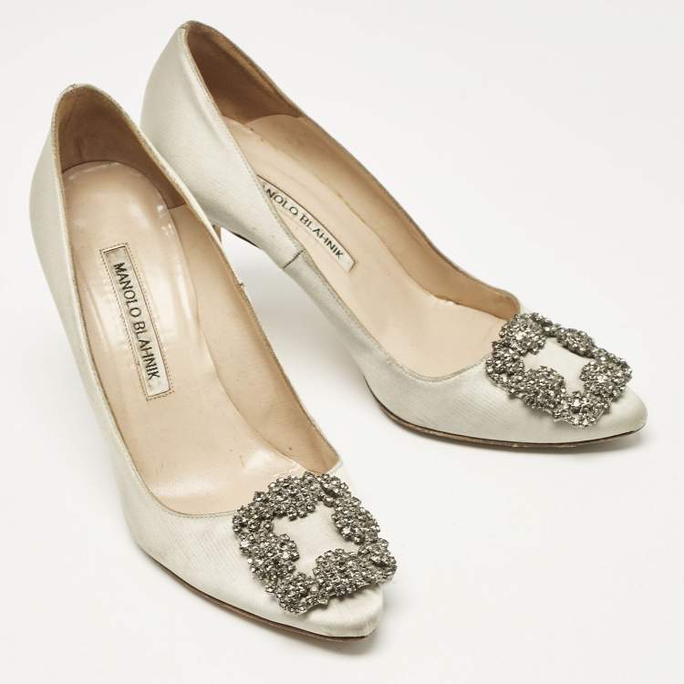 Pre Owned Manolo Blahnik Grey Satin Hangisi Crystal Embellished Pumps Size 36