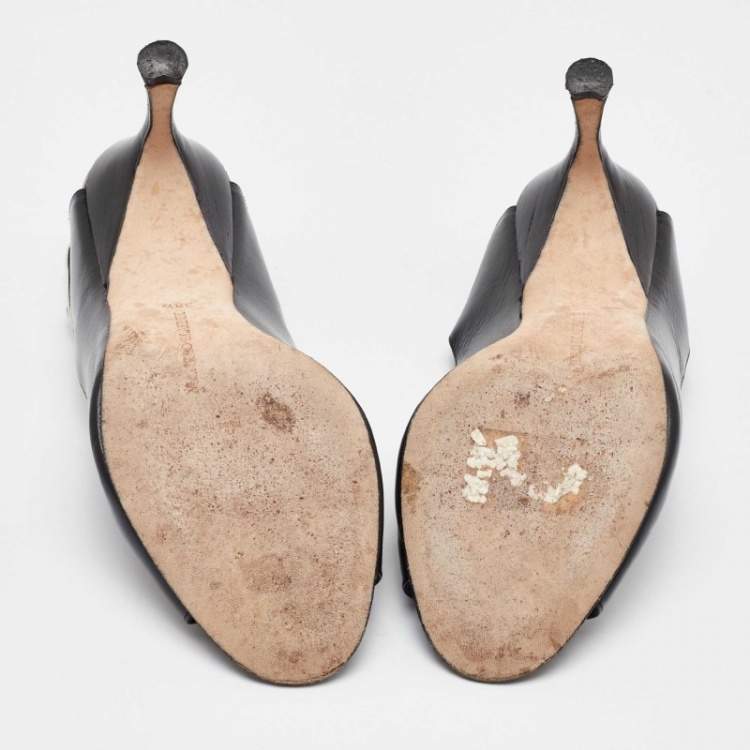 Pre Owned Manolo Blahnik Black/White Leather Brogue Slingback Sandals Size 38.5