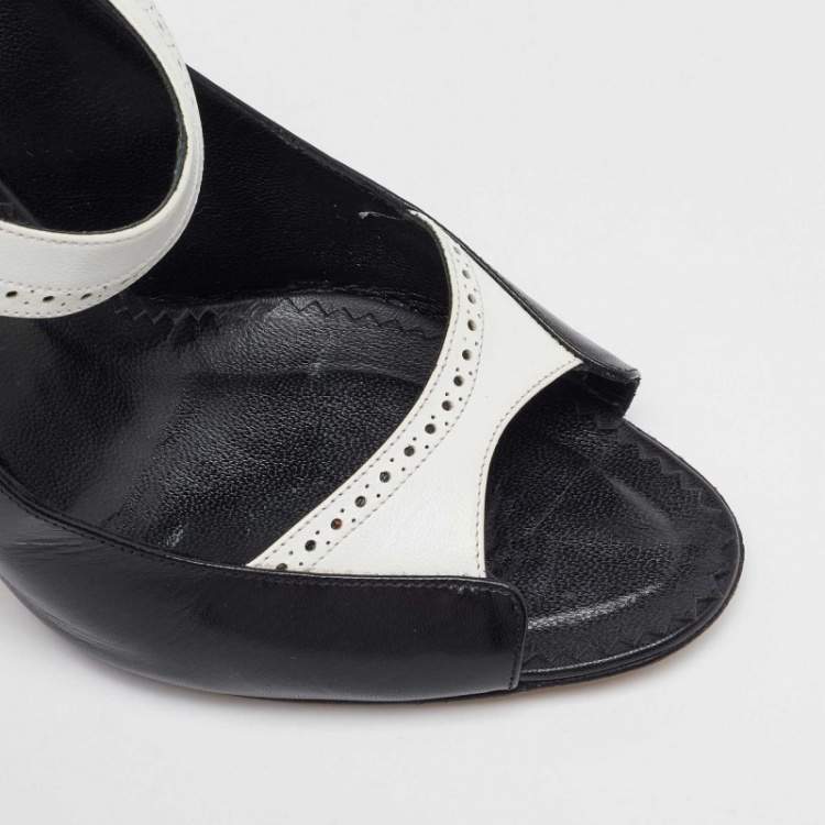 Pre Owned Manolo Blahnik Black/White Leather Brogue Slingback Sandals Size 38.5