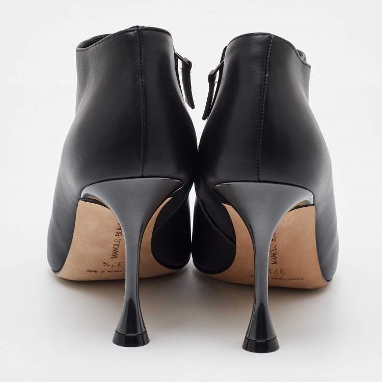 Pre Owned Manolo Blahnik Black Leather Pointed Toe Ankle Length Boots Size 37.5