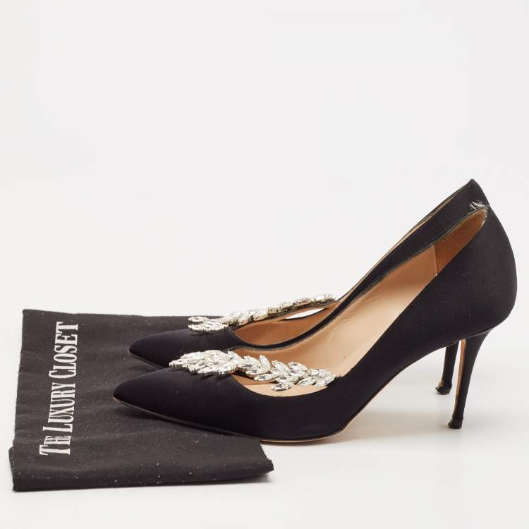 Pre Owned Manolo Blahnik Black Satin Nadira Pumps Size 37.5