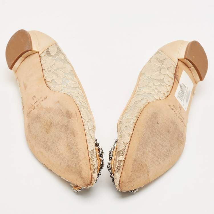 Pre Owned Manolo Blahnik Beige Lace and Satin Hangisi Embellished Ballet Flats Size 36